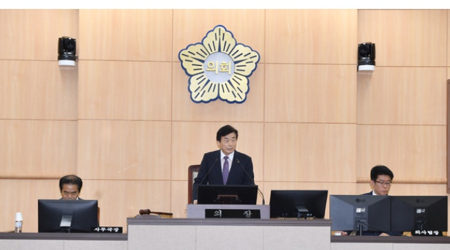 여수시의회 의원들, 상식밖의 모습, 개탄스럽다.