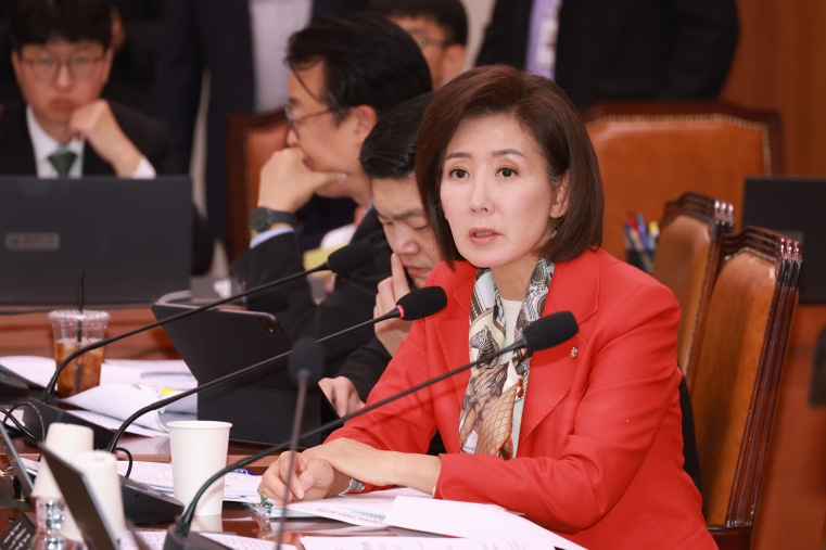 나경원, 李대통령 향해 