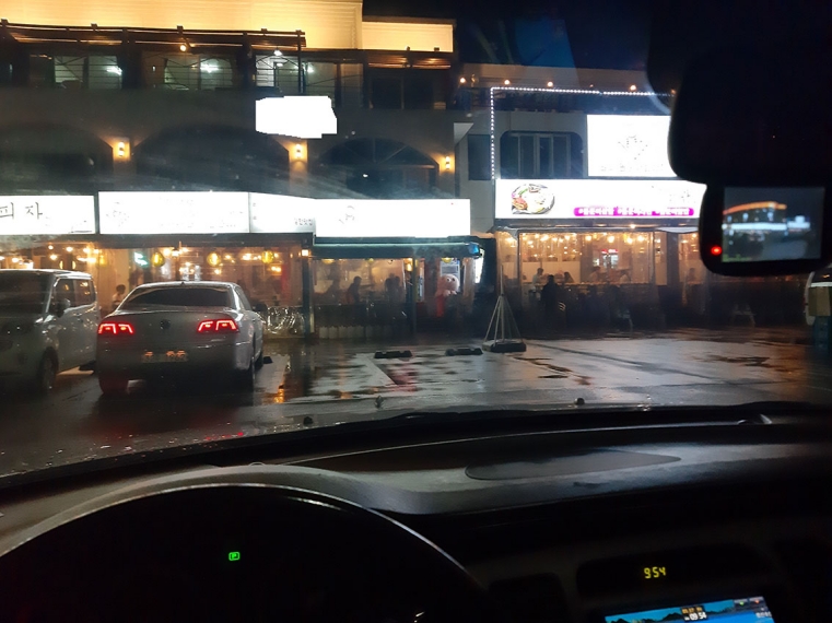 종포해양공원 ‘무허가 건축물’ 난립 여수시청 단속 의지는?