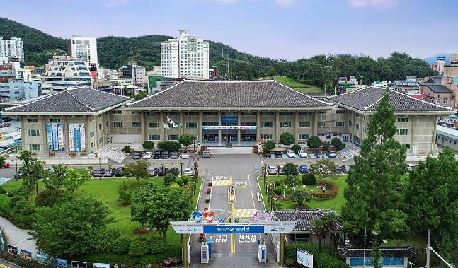 여수시 집수리 지원사업 비리로 전현직 공무원 적발