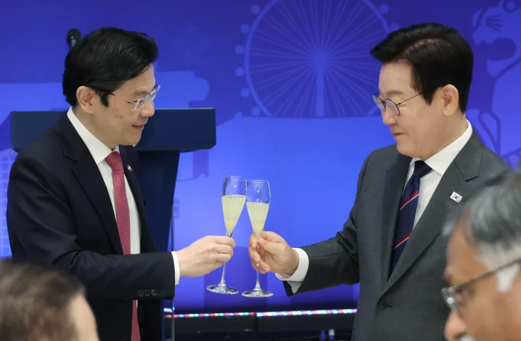 이 대통령, 오늘 싱가포르 총리와 정상회담…AI 커넥트 서밋 참석도