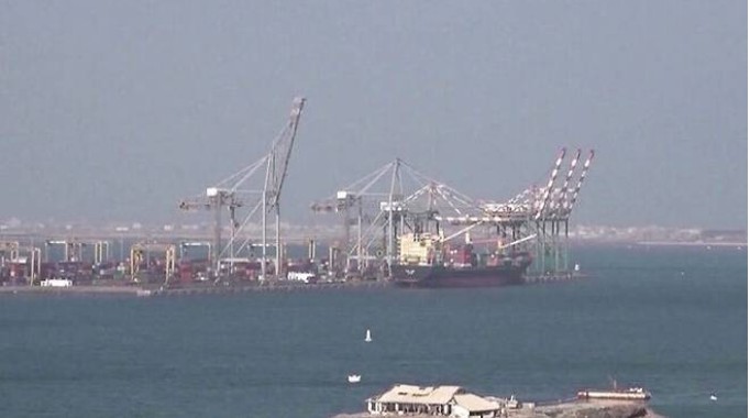 이란군, 홍해 봉쇄