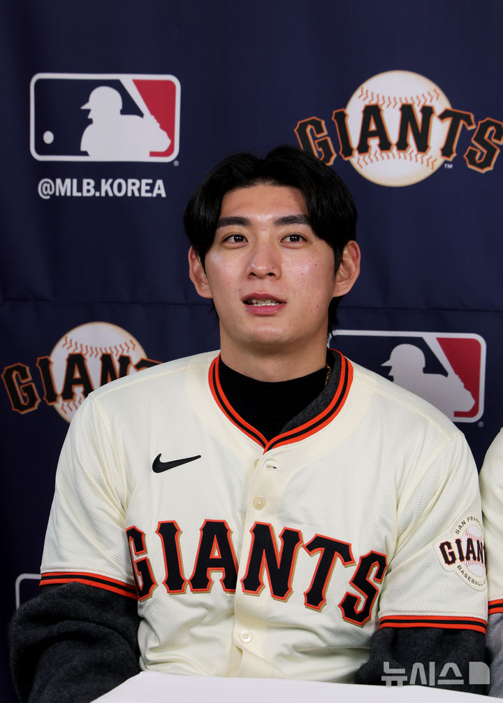 빅리거 이정후, WBC 출전은…"곧 구단과 상의해 결정할 것"