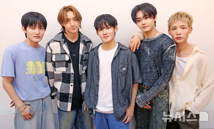 'K-팝 다양성' 유니버스(1VERSE), 신곡 'WABIF' 발매 