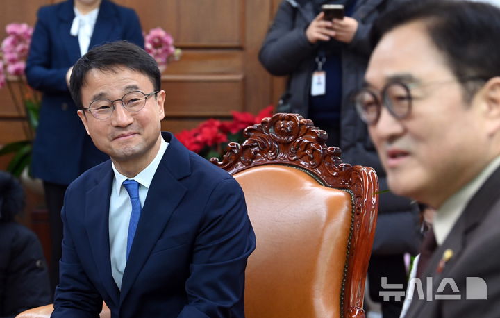 한병도, 우원식 의장 예방…