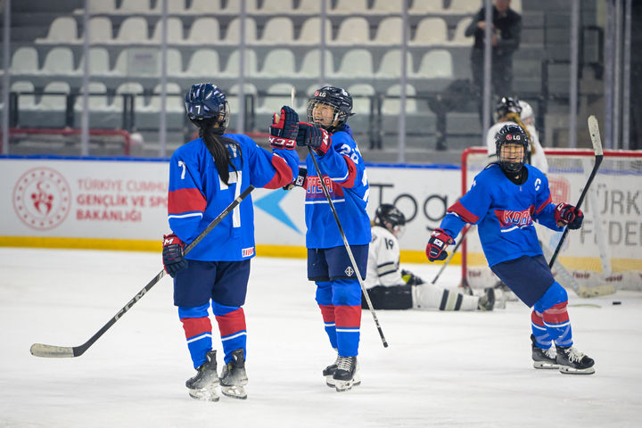 한국 여자 U-18 아이스하키 대표팀, 세계선수권 3연승