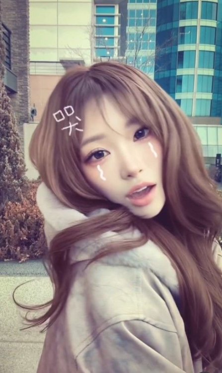 최진실 딸 준희, 또 달라졌네…바비 인형 비주얼