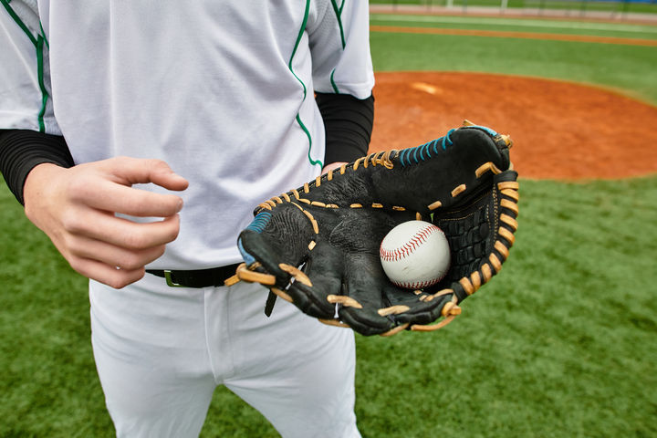 아내가 아들의 야구 코치와 불륜…"유명 프로야구 선수 출신"