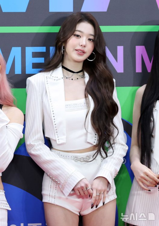 장원영, 개인사업 부인…"'상표권 등록' 오남용 방어 대응"