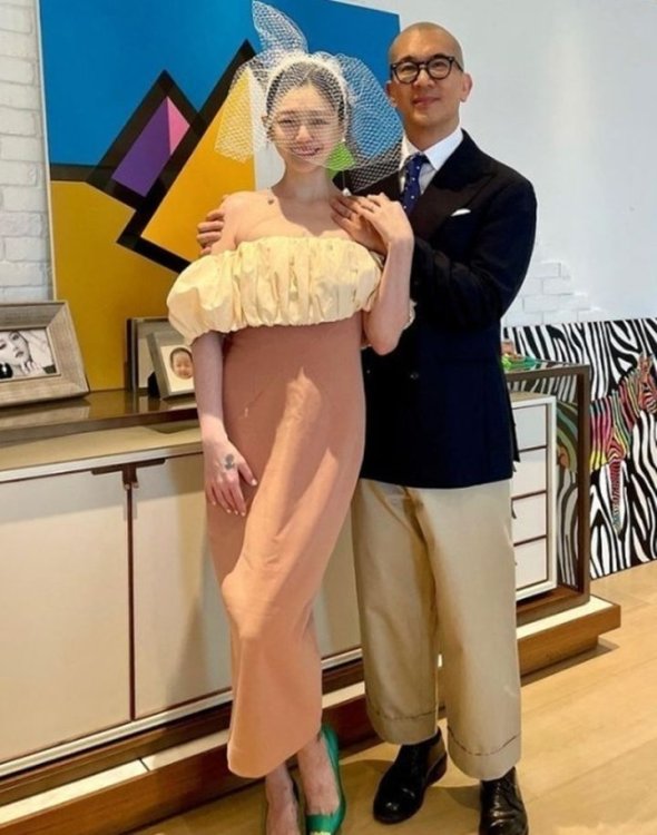 '서희원 1주기' 추모 조각상 완공…구준엽 직접 디자인