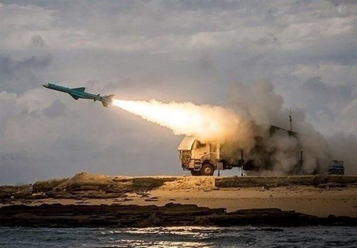 '탄도미사일 2000기·호르무즈 봉쇄'…美공습시 이란 보복 카드는?