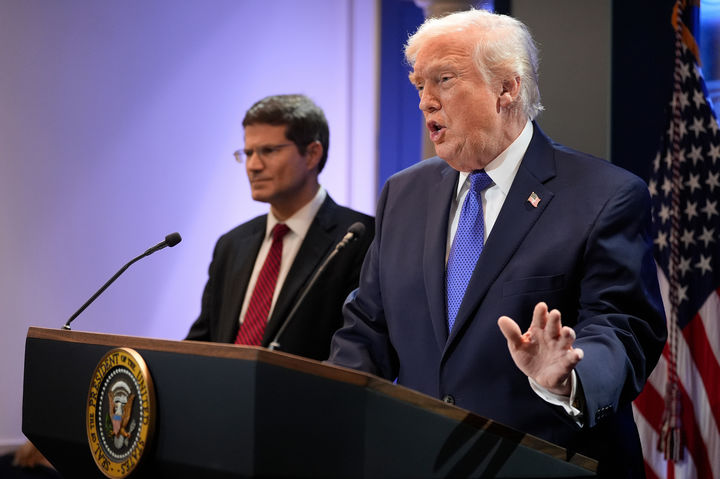 트럼프 “장난치는 국가, 더 높은 관세 맞을 것” “관세, 의회 승인 안 구해”