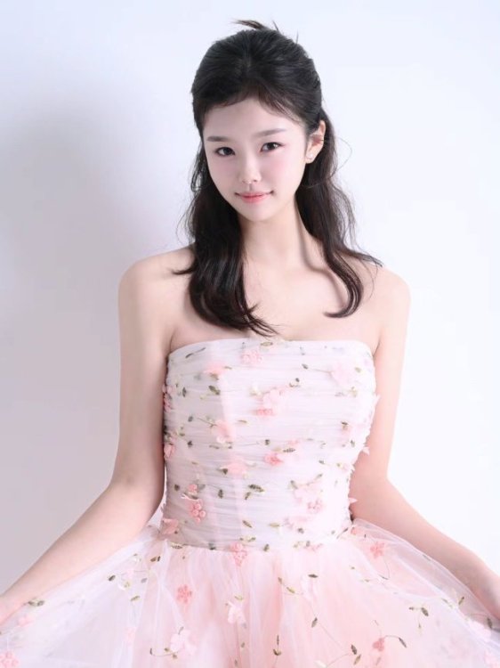 '이동국 셋째 딸' 설아, 폭풍 성장…"천진난만 소녀 벌써 중학생"