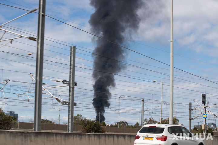 이란, 이스라엘에 '1차 반격공세' 개시…현지언론 "30~75발 발사중"