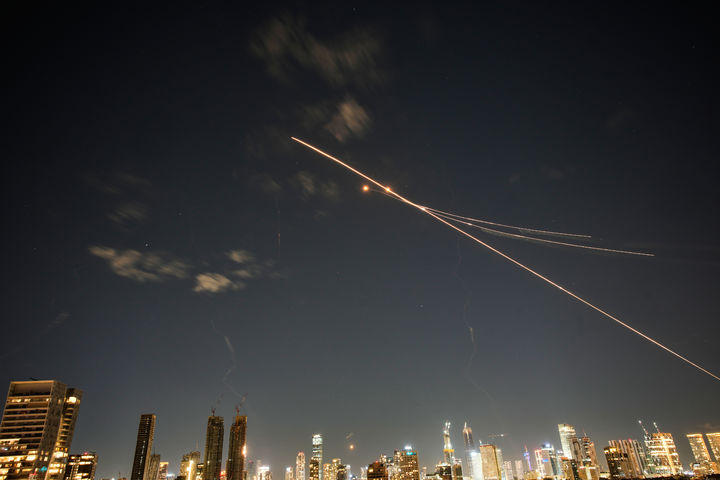 정부 "이란·이스라엘 체류국민 각각 60명·600명…피해 아직 없어"