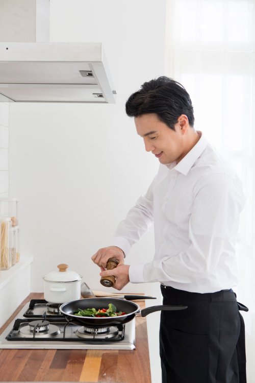 "암 예방하려면 조리 후 꼭 환기해야"…英전문의가 강조한 생활 습관