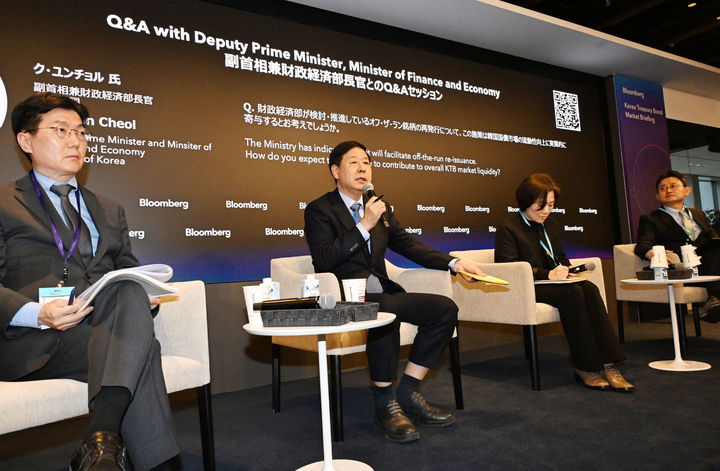 "지금이 韓 경제 주목해야할 때"…日서 글로벌 투자자들 만난 구윤철