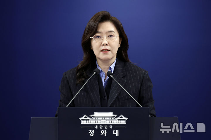 靑 "보유세 최후 수단…현 단계에서는 검토 안 해"(종합)