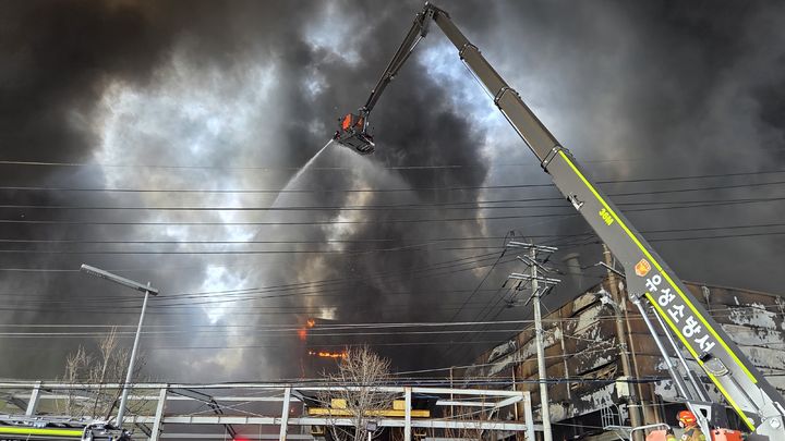 자동차 부품공장 화재…대전시 출범 이후 최대 참사 기록