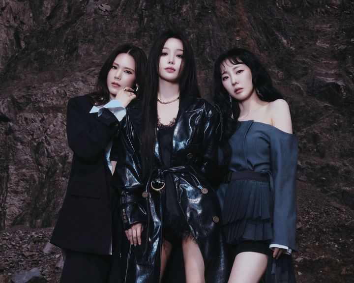 "상처가 우릴 설명하지 않게"…'해체 15년만 돌아온' 씨야, 비로소 단단한 나무