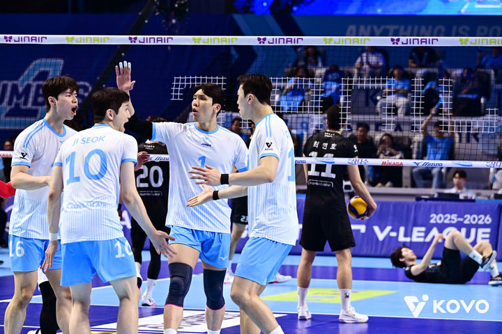 대한항공, 현대캐피탈 꺾고 챔프전 2연승…우승 확률 100%