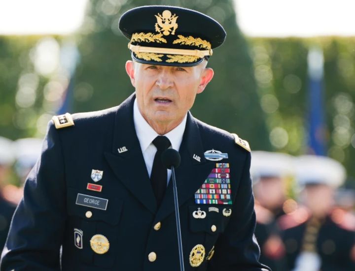 해임된 美 육참총장 "미군, 훌륭한 인격의 지도자 가질 자격 있다"
