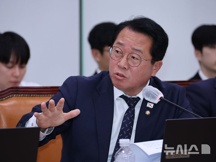 與 "김건희 주가조작 2심 선고, 자본시장 질서 중대한 분수령"