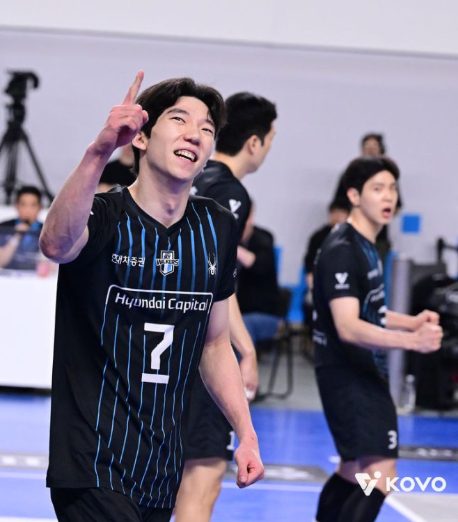 허수봉 "러셀 없는 대한항공이 더 편해…역전 드라마 써야죠"