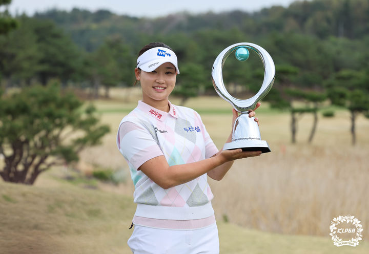김민솔, KLPGA iM금융오픈 와이어투와이어 우승…"다승왕 목표"(종합)