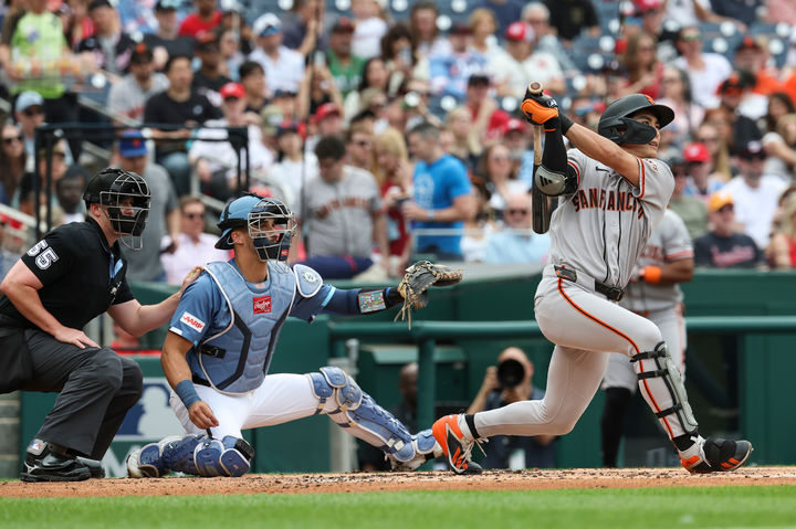 이정후, 워싱턴전 멀티히트 활약…5경기 연속 안타[뉴시스Pic]