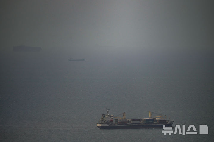 이란이 끌고간 배는 모두 오늘 총격을 받았다고 알려진 선박