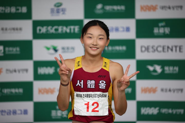 왕서윤, 女중등부 100ｍ 한국기록…일반부 1위보다 빨라