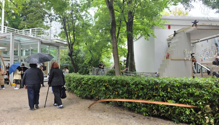 일본관 땅 밑까지 파고들었다…베니스 한국관 ‘해방공간’
