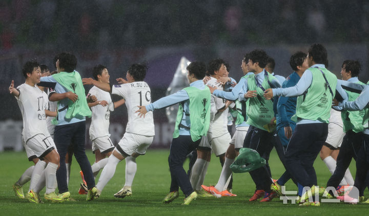 北매체, '내고향-韓 수원' 경기 첫 보도…"이기고 결승 진출"